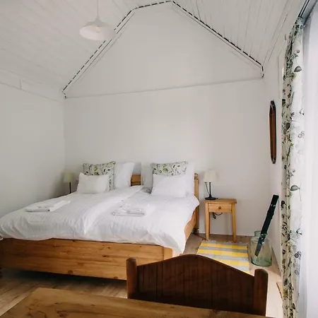 Itt Es - Szent Gyoergy-hegy * Raposka