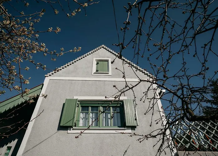 Itt és - Szent György-hegy Apartman *