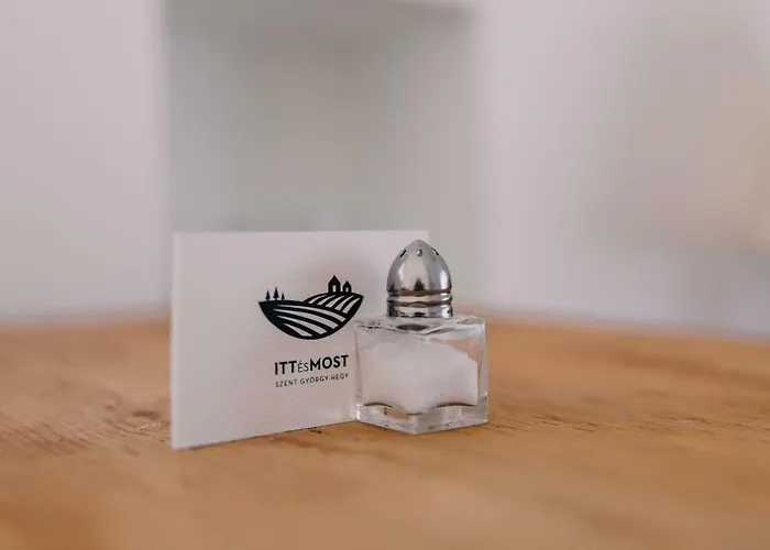 Itt Es - Szent Gyoergy-hegy *