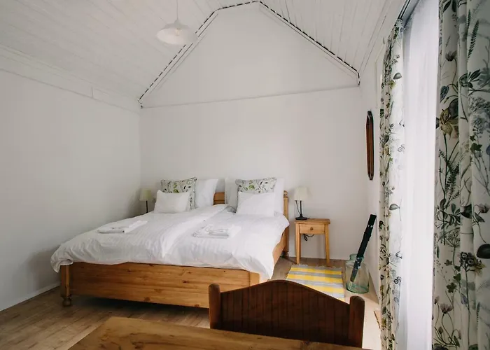 Itt és - Szent György-hegy * Raposka